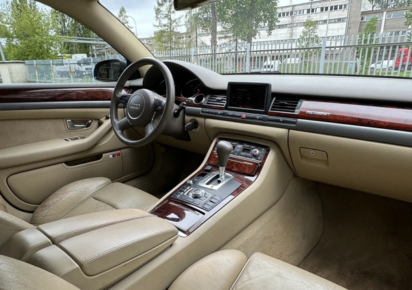 Audi A8 cena 23800 przebieg: 306000, rok produkcji 2005 z Warszawa małe 137